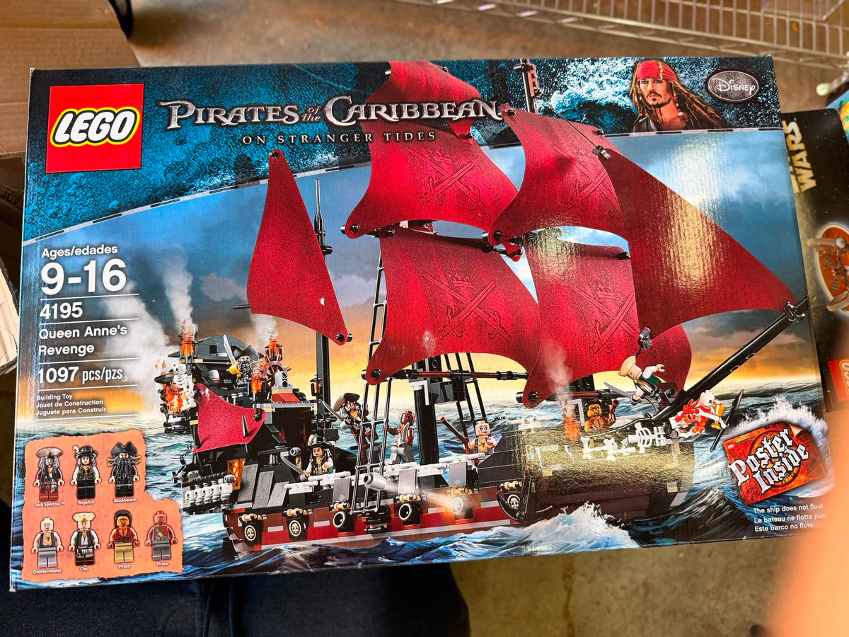 LEGO: Pirates Of The Caribbean - Queen Anne's Revenge