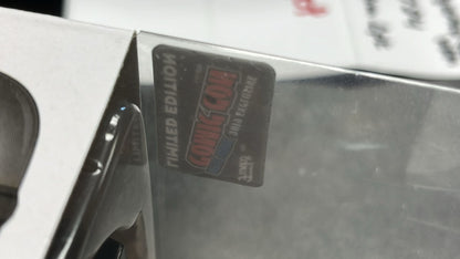 Funko Pop! Star Wars - The Mandalorian #330 [2019 Official NYCC Convention Exclusive]