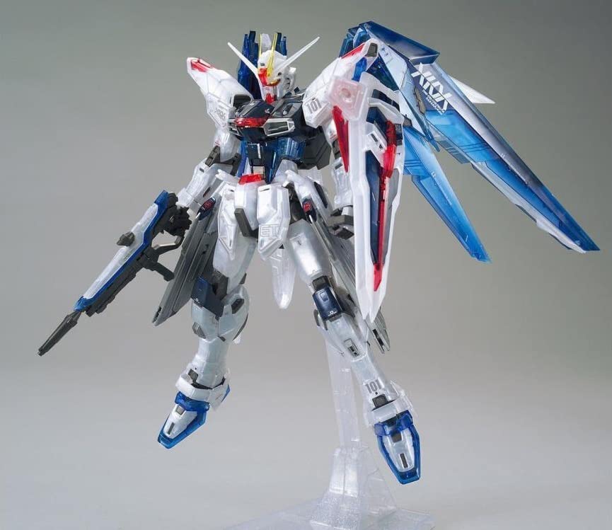 Bandai: Gunpla - Freedom Gundam Ver. 2.0 Master Grade [MG] 1/100 [Clear Color] Model Kit