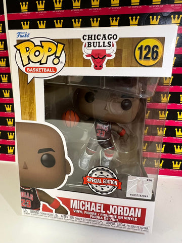 Funko Pop! NBA Chicago Bulls - MICHAEL JORDAN PINSTRIPE #126