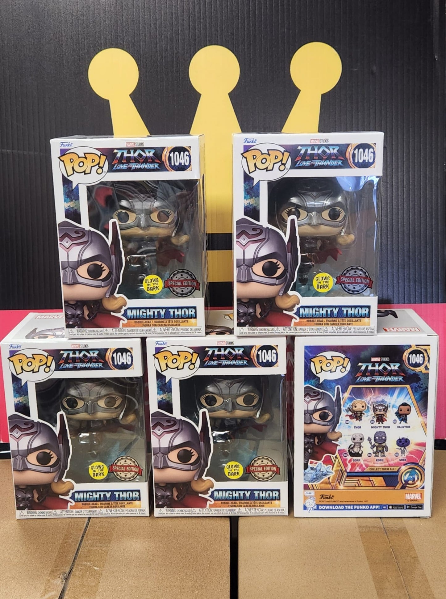 FUNKO POP! MARVEL: THOR LOVE & THUNDER - MIGHTY THOR [GITD] **POP IN A BOX EXCLUSIVE** #1046