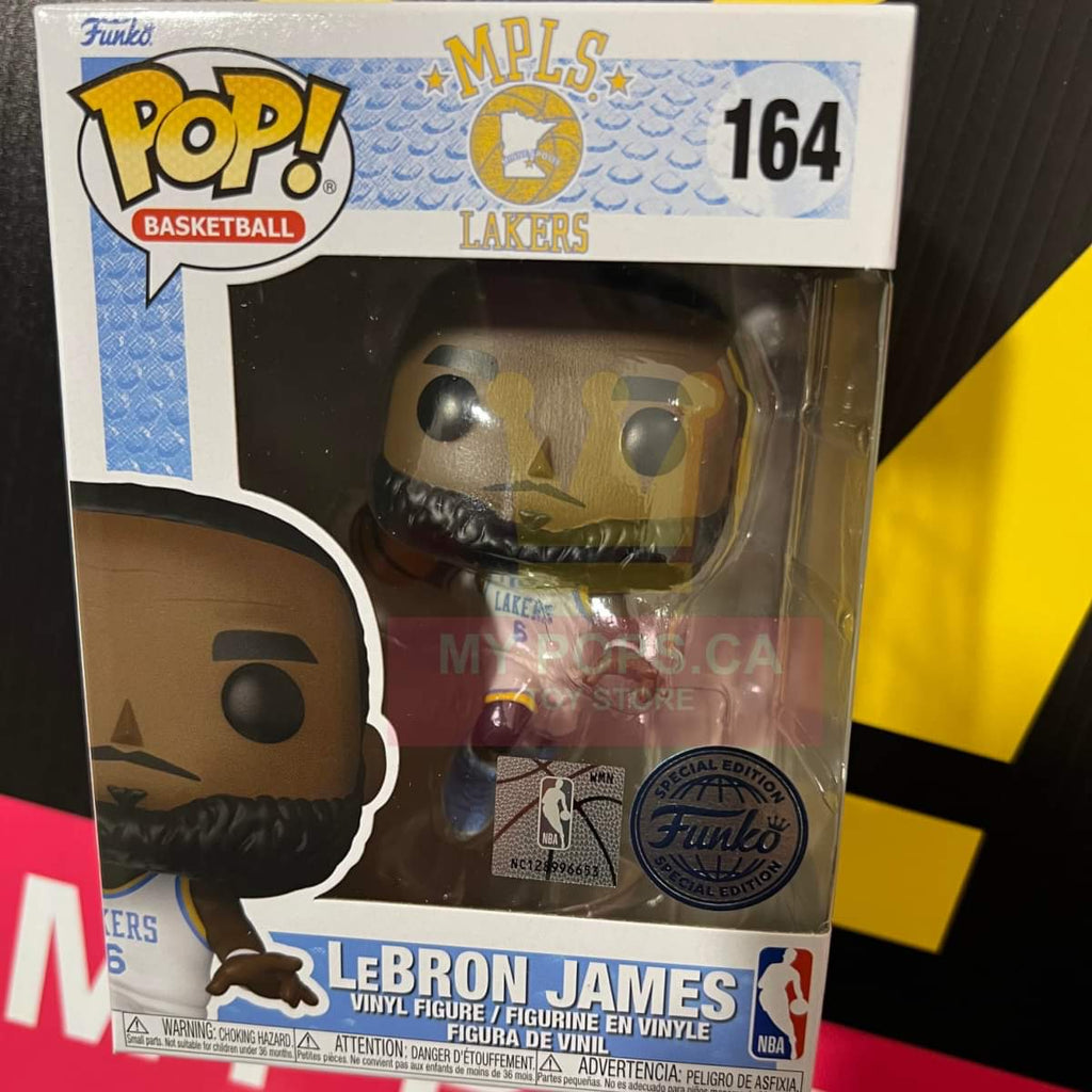 Buy the Funko Pop figurine of LeBron James (City Edition